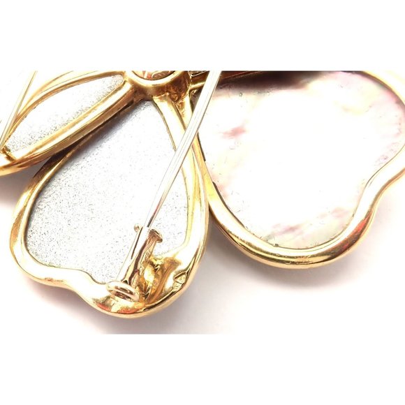 Van Cleef & Arpels Clématite 18k Yellow Gold Diamond Gray Mother of Pearl Brooch - Picture 8 of 9